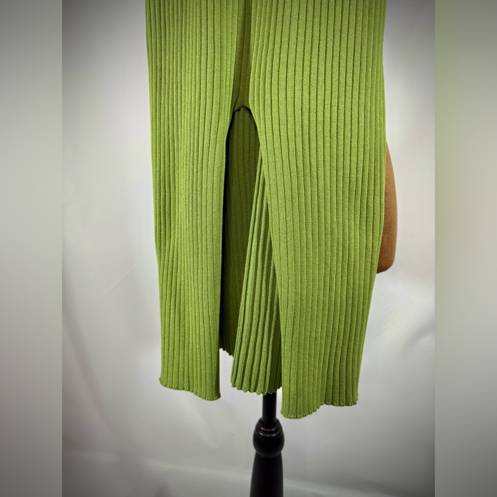 Fashion Nova Janelle Knit Midi Green‎ Dress - Picture 8 of 10